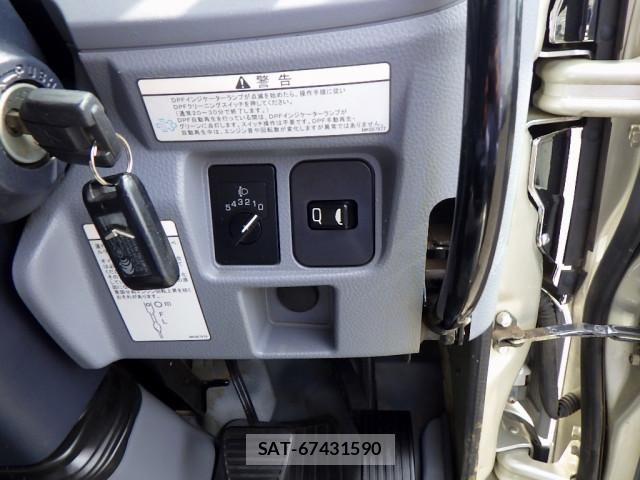 Mitsubishi CANTER 2014-01 6903010-21