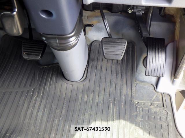 Mitsubishi CANTER 2014-01 6903010-22