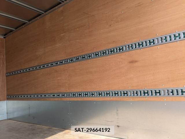 Mitsubishi CANTER 2023-07 6902982-12