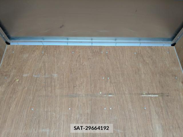 Mitsubishi CANTER 2023-07 6902982-20
