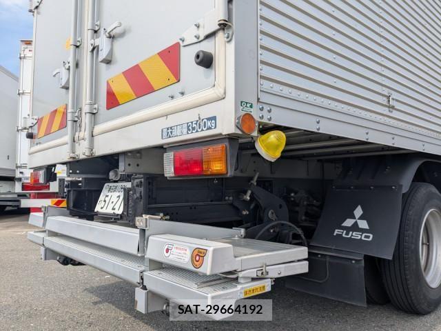 Mitsubishi CANTER 2023-07 6902982-6