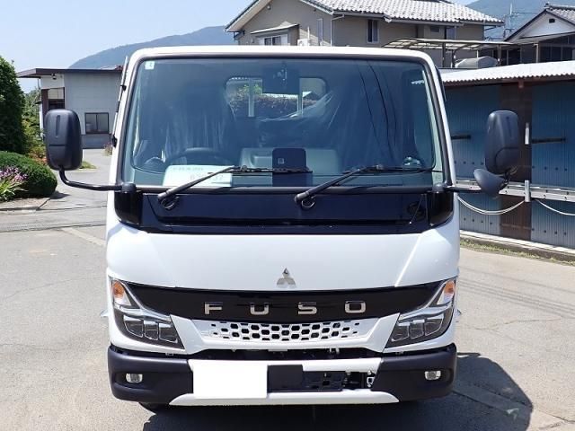 Mitsubishi CANTER 2026-01 6964354-4
