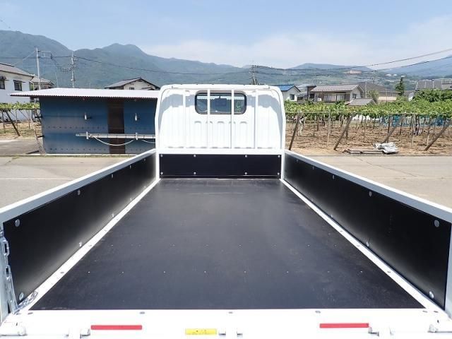 Mitsubishi CANTER 2026-01 6964354-6