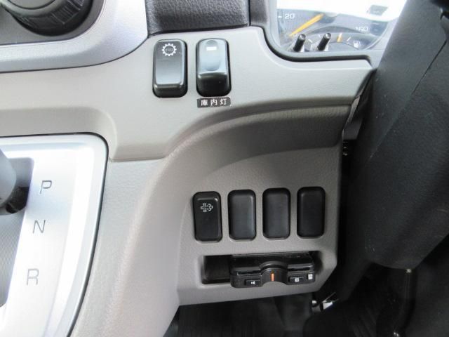 Mitsubishi CANTER 2019-04 6964358-14
