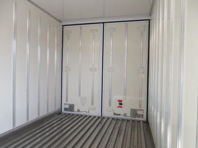 Mitsubishi CANTER 2019-04 6964358-20