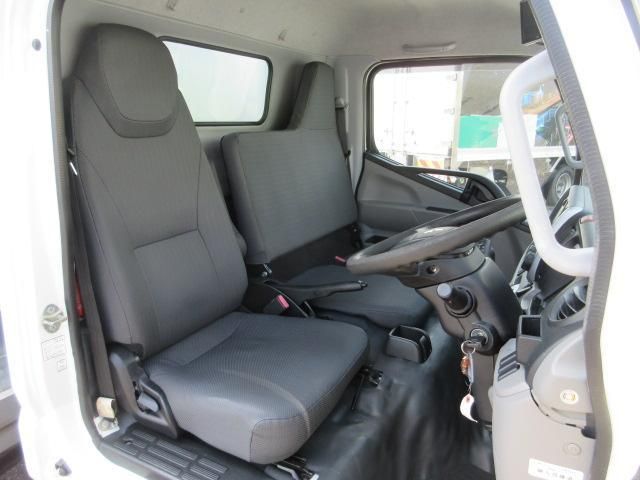 Mitsubishi CANTER 2019-04 6964358-6