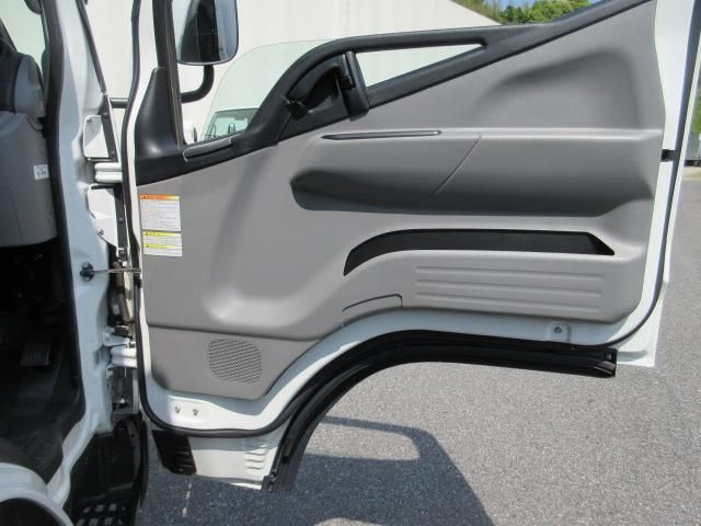 Mitsubishi CANTER 2019-04 6964358-7