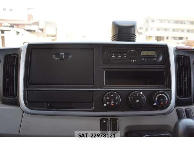Mitsubishi CANTER 2018-06 6991334-24