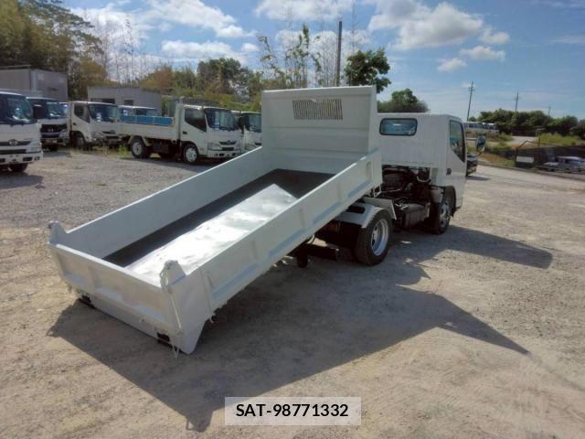 Mitsubishi CANTER 2008-04 7020134-28