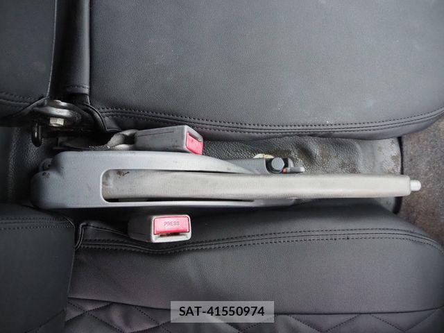 Mitsubishi CANTER 2016-02 7020142-16