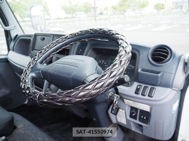 Mitsubishi CANTER 2016-02 7020142-1