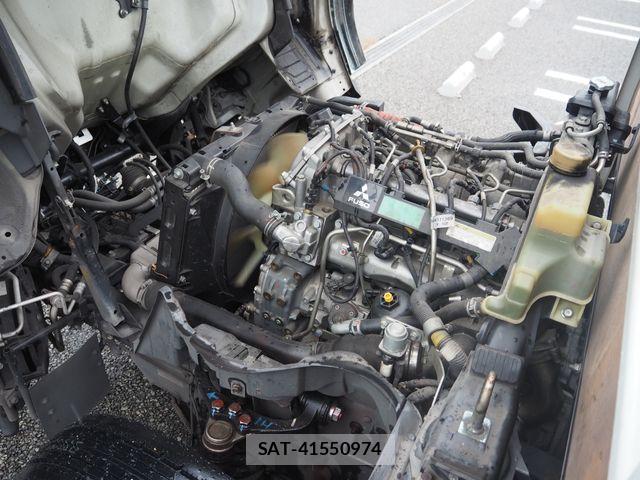 Mitsubishi CANTER 2016-02 7020142-24