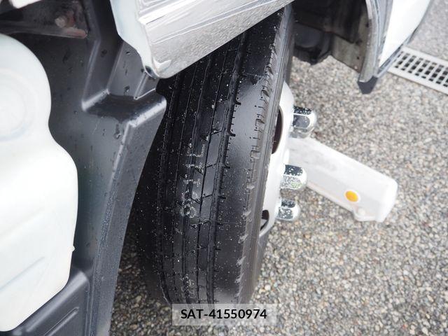 Mitsubishi CANTER 2016-02 7020142-28