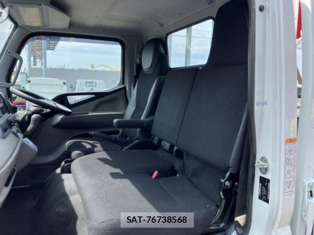 Mitsubishi CANTER 2020-09 7020139-25