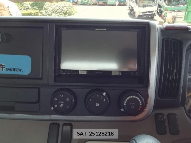 Mitsubishi CANTER 2018-02 7020136-29