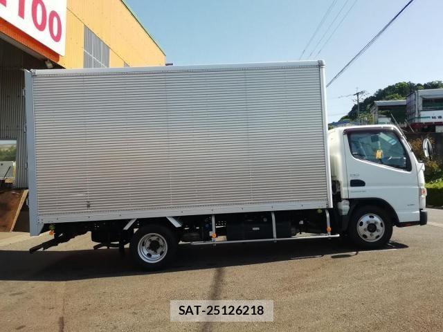 Mitsubishi CANTER 2018-02 7020136-3