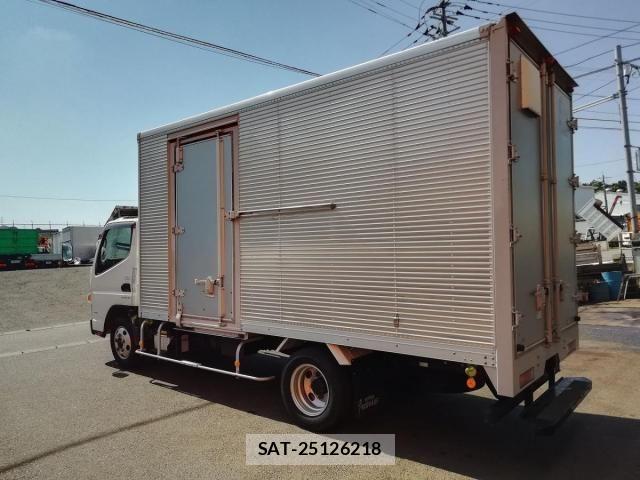 Mitsubishi CANTER 2018-02 7020136-6