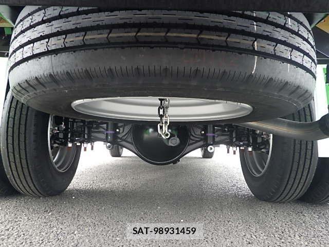 Mitsubishi CANTER 2024-10 7057821-17