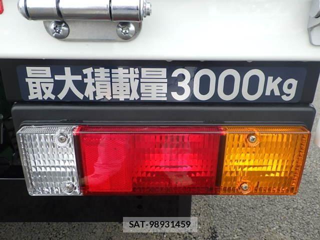 Mitsubishi CANTER 2024-10 7057821-19