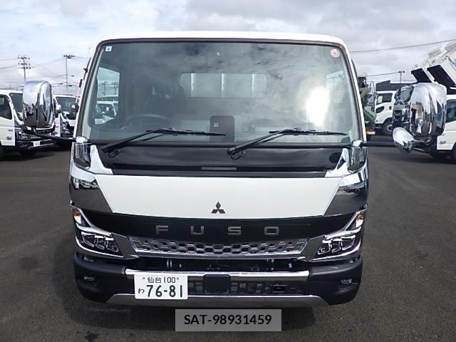 Mitsubishi CANTER 2024-10 7057821-4