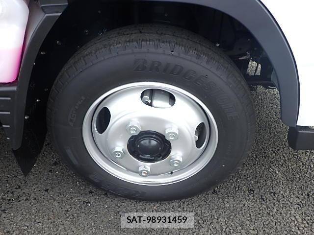 Mitsubishi CANTER 2024-10 7057821-5