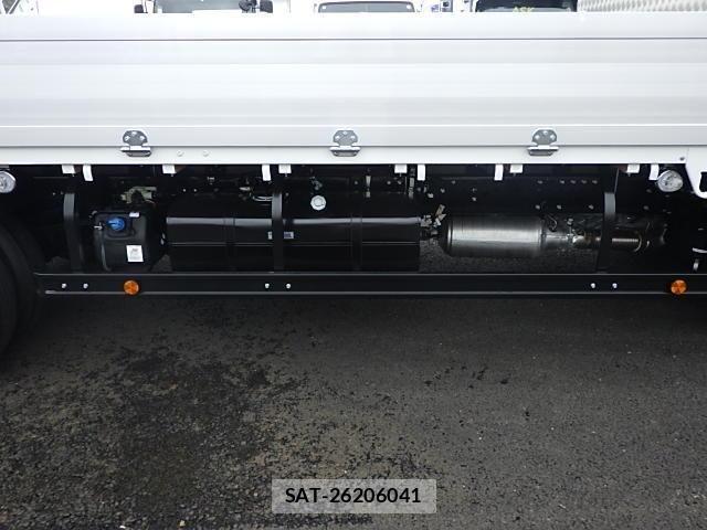 Mitsubishi CANTER 2024-10 7057820-11