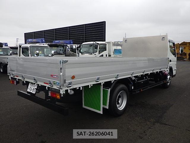 Mitsubishi CANTER 2024-10 7057820-1