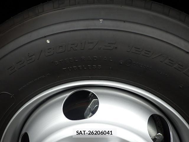 Mitsubishi CANTER 2024-10 7057820-7