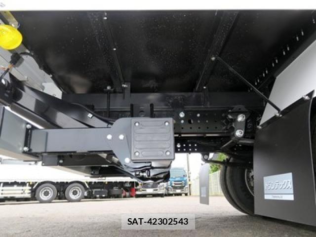 Mitsubishi CANTER 2026-01 7057813-12