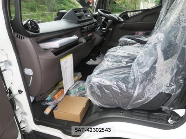 Mitsubishi CANTER 2026-01 7057813-22