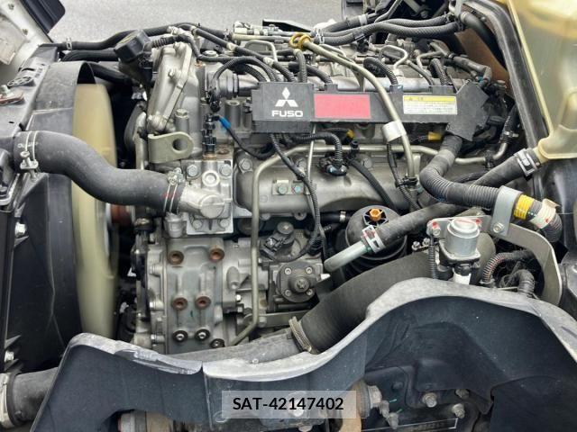 Mitsubishi CANTER 2017-03 7057824-13