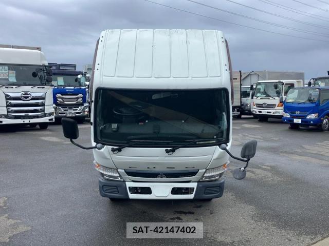 Mitsubishi CANTER 2017-03 7057824-19