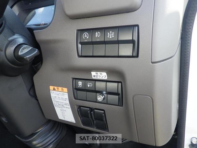 Mitsubishi CANTER 2026-02 7057812-14