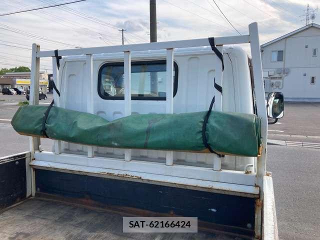 Mitsubishi CANTER 2018-04 7057823-18