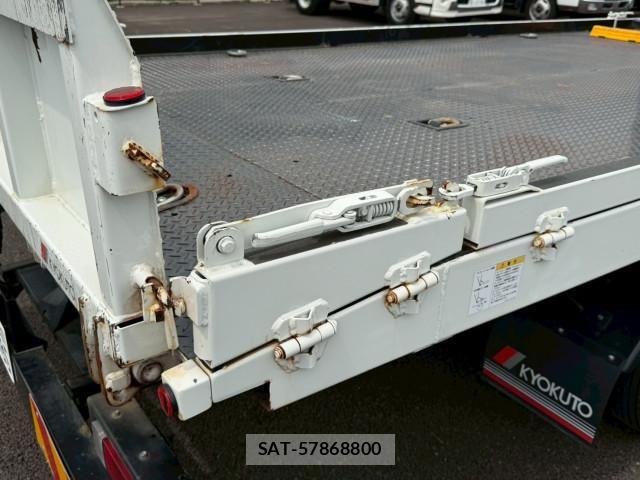Mitsubishi CANTER 2024-05 7057819-16