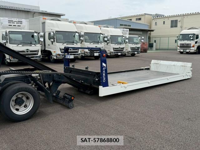 Mitsubishi CANTER 2024-05 7057819-17