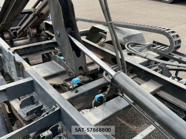 Mitsubishi CANTER 2024-05 7057819-21