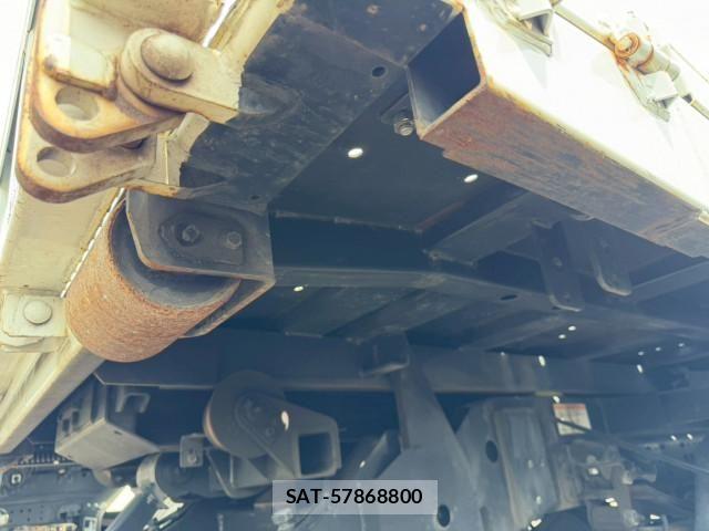 Mitsubishi CANTER 2024-05 7057819-23