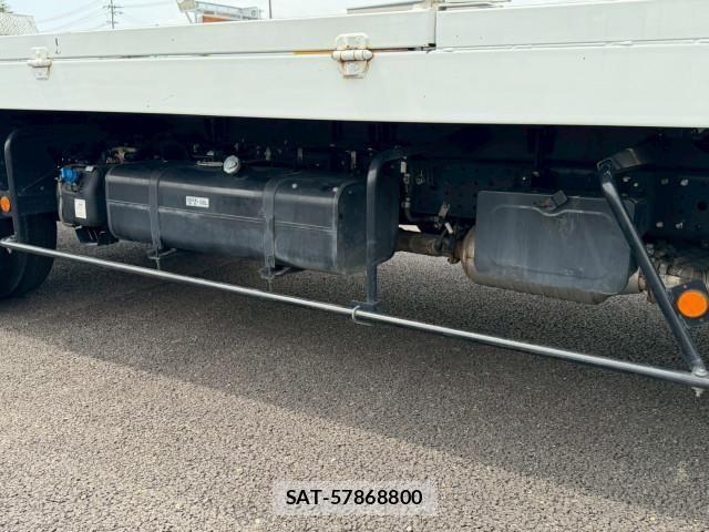 Mitsubishi CANTER 2024-05 7057819-27
