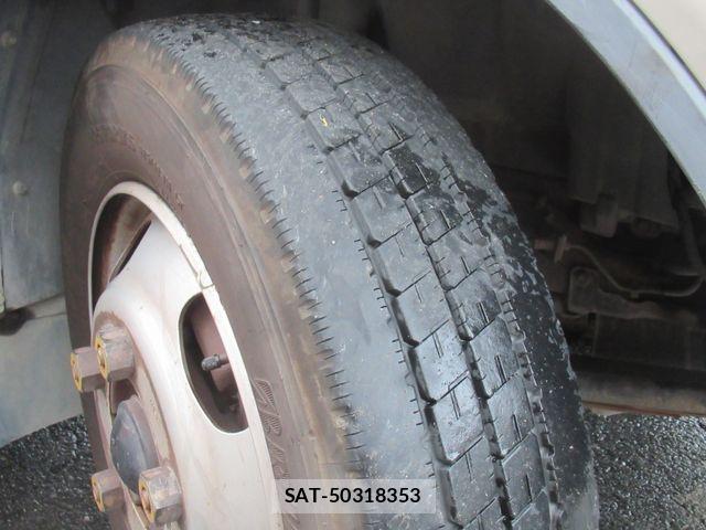 Mitsubishi CANTER 2009-12 7057826-14