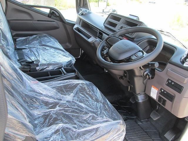 Mitsubishi CANTER 2026-01 7199490-17