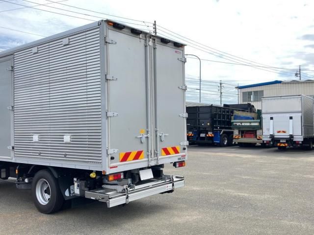 Mitsubishi CANTER 2020-08 7199499-9