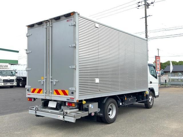 Mitsubishi CANTER 2020-08 7199499-2