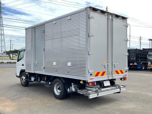 Mitsubishi CANTER 2020-08 7199499-3