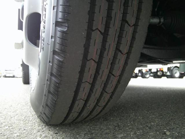 Mitsubishi CANTER 2026-01 7199492-25