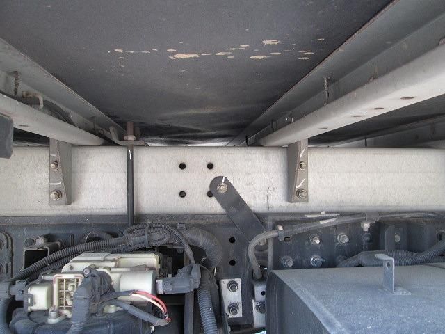 Mitsubishi CANTER 2021-04 7199502-21