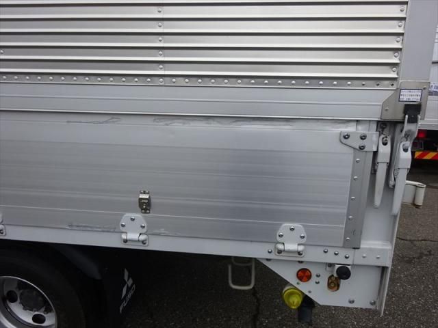 Mitsubishi CANTER 2016-03 7199497-19