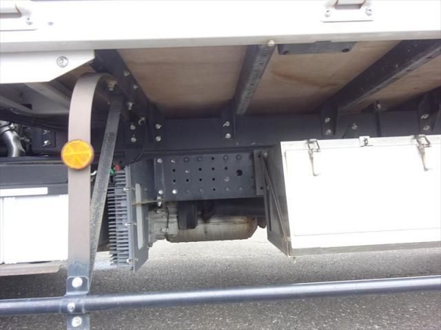 Mitsubishi CANTER 2016-03 7199497-5