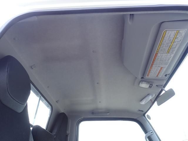 Mitsubishi CANTER 2020-03 7199509-10