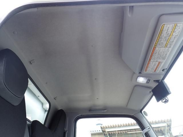 Mitsubishi CANTER 2018-02 7199510-13